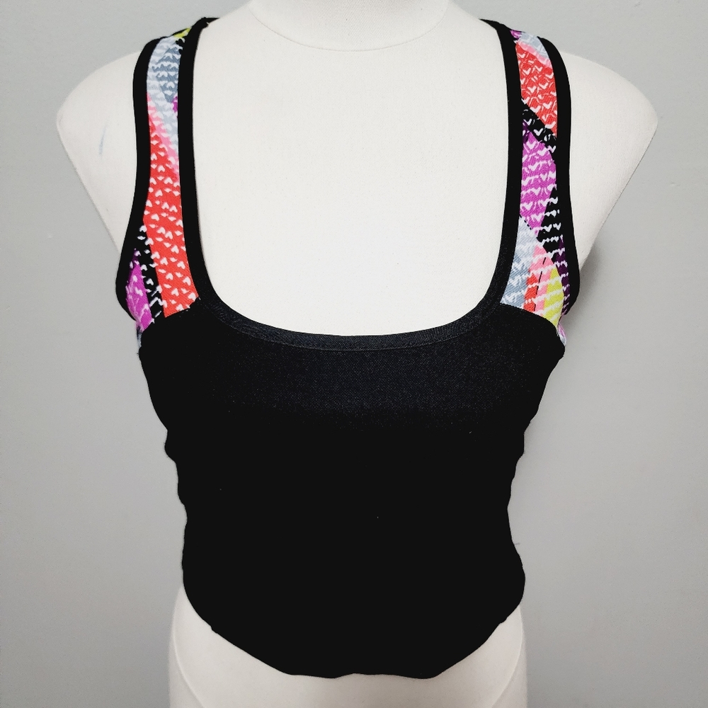 Riva USA black cropped racerback compression tank size large/xl